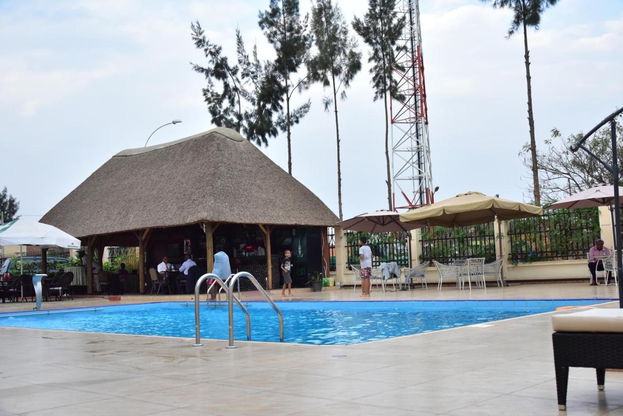 Great Seasons Hotel Kigali Buitenkant foto