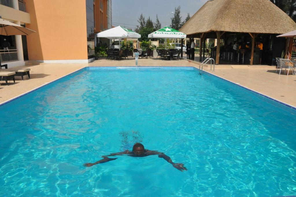 Great Seasons Hotel Kigali Buitenkant foto